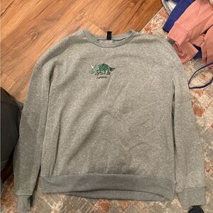 SHEIN Gray Triceratops Print Men's Crewneck Sweater